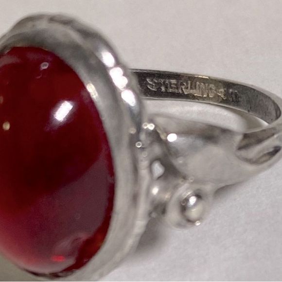 Vintage Sterling Silver Ring - Picture 2 of 3
